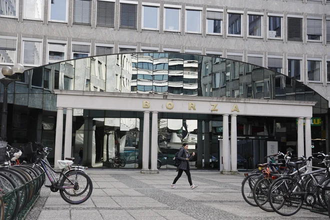 Kako neverjetno rast letos doživlja Ljubljanska borza, kaže že primerjava s Hrvaško, kjer se je indeks Crobex v prvih sedmih mesecih zvišal za 18 odstotkov. FOTO: Leon Vidic/Delo