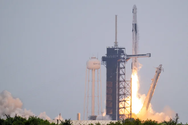 Falcon 9 FOTO: Miguel J. Rodriguez Carrillo/AFP