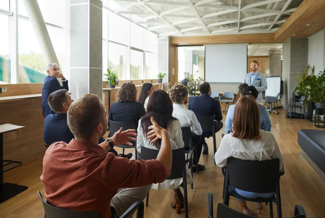 Vodje imajo ključno vlogo pri uvajanju sprememb v podjetju, zato je pomembno poskrbeti, da so ustrezno usposobljeni za opravljanje svojega poslanstva. FOTO: Shutterstock