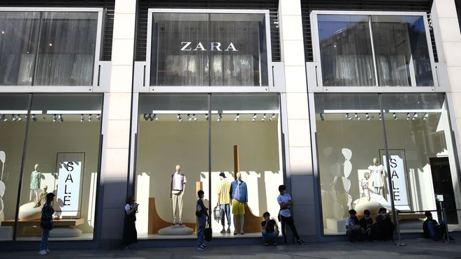Zara je reklami že umaknila. FOTO: Justin Tallis/AFP