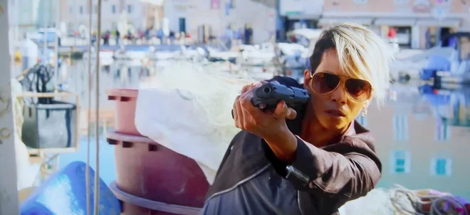 Halle Berry je bila takole v akciji pred piranskim mandračem. Foto arhiv