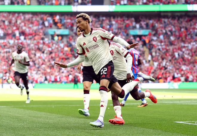 Hugo Ekitike je dosegel prvi gol za Liverpool. FOTO: Matthew Childs/Reuters