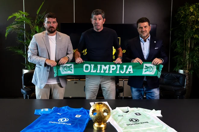 Erik van de Looi z Goranom Boromiso in Igorjem Barišićem. FOTO: NK Olimpija