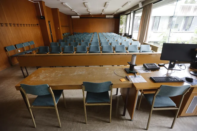 Na fakultetah pojasnjujejo, da izvedejo vse razpisane programe, če je kandidatov dovolj. FOTO: Leon Vidic/Delo