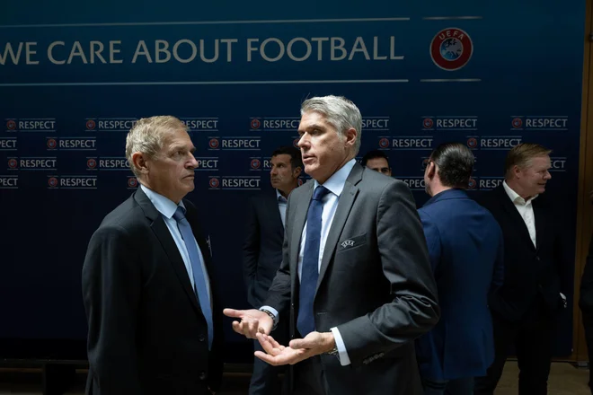 Vlado Šajn in vodja Uefine sodniške komisije Roberto Rosetti. FOTO: Uefa